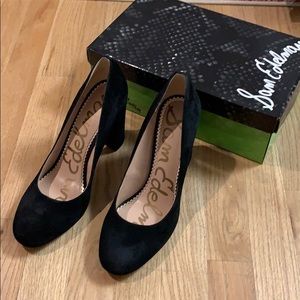 Sam Edelman black suede heels